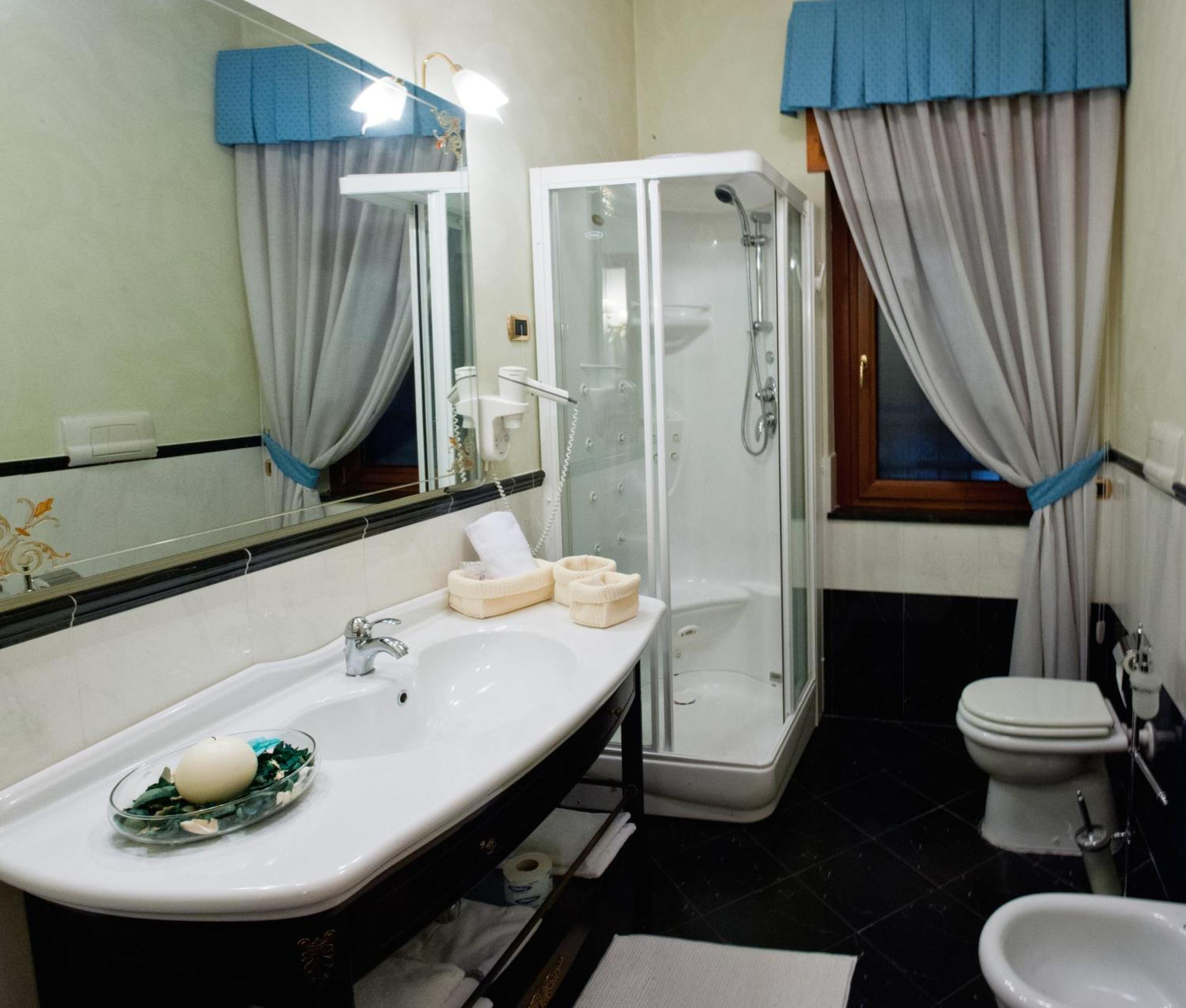 Hotel Capys Capua Ruang foto